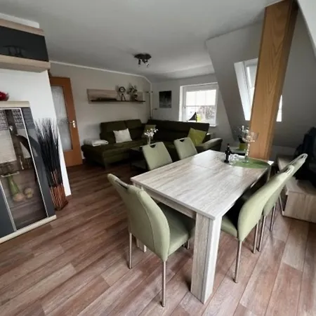 Haus Jutta - 7 *
